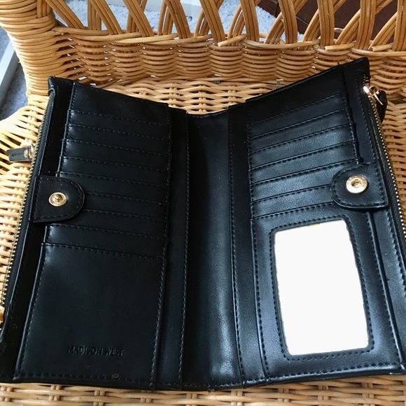 Leopard print + black faux leather wallet/wristlet - Picture 4 of 6